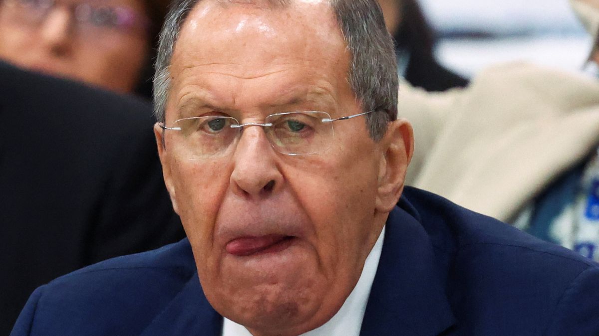 Lavrov nabízí Evropské unii a NATO „bezpečnostní záruky“
